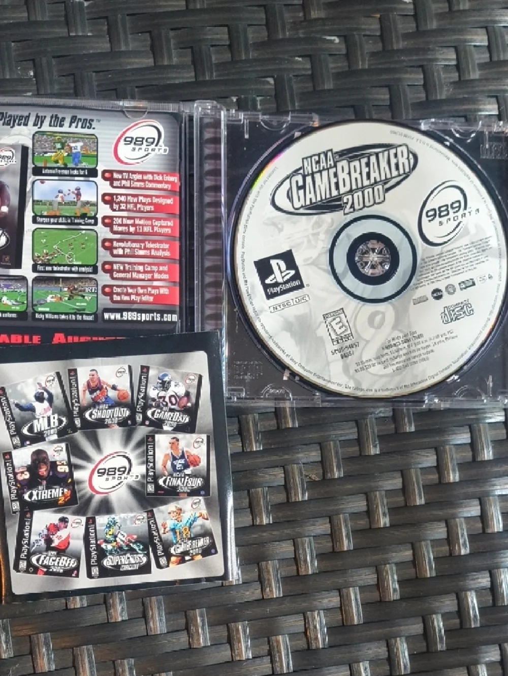 NCAA GameBreaker 2000 - PlayStation 1 (PS1) College Football Game - Picture 2 of 4